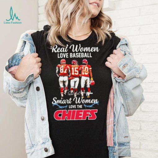 Real Women Love Football Smart Women Love The Chiefs Travis Kelce Patrick Mahomes And Isiah Pacheco Signatures Shirt