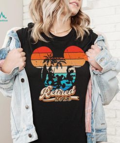 Retro Sunset Retired 2023 Mickey And Friends Shirt