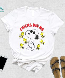 Snoopy Peanuts chicks dig me shirt