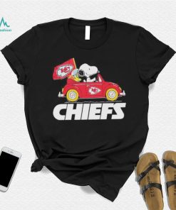 Snoopy and woodstocks driver car Kansas city Chiefs shirt