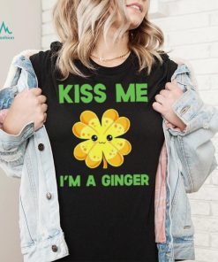 St’ Patrick’s Day gold Shamrock kiss me I’m a ginger T shirt