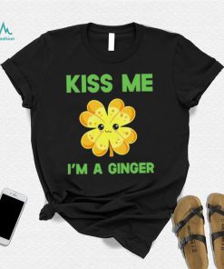 St’ Patrick’s Day gold Shamrock kiss me I’m a ginger T shirt