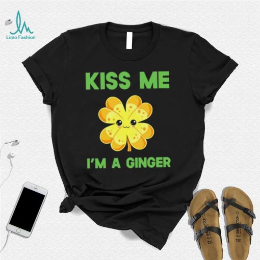 St’ Patrick’s Day gold Shamrock kiss me I’m a ginger T shirt