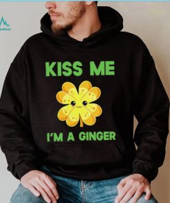 St’ Patrick’s Day gold Shamrock kiss me I’m a ginger T shirt