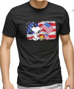 Snoopy and Woodstocks hug American Flag 2023 shirt
