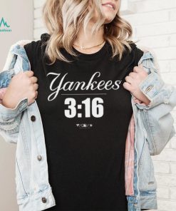 New York Yankees Triple Scoop Tee Shirt in 2023