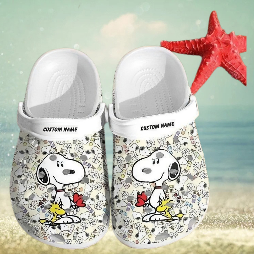 Top selling Item  Snoopy And Woodstock Heart Full Printed Crocs Classic