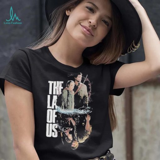 ellie and joel the last of us 2 wallpaper signatures shirt