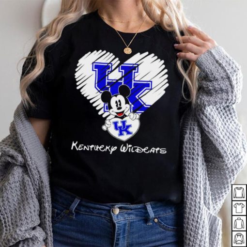 2023 Mickey Mouse heart Love Kentucky Wildcats logo shirt