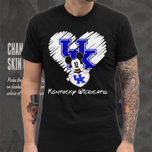 2023 Mickey Mouse heart Love Kentucky Wildcats logo shirt