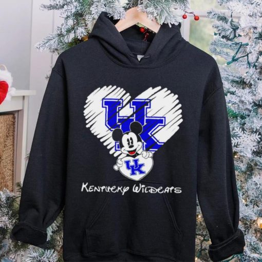 2023 Mickey Mouse heart Love Kentucky Wildcats logo shirt