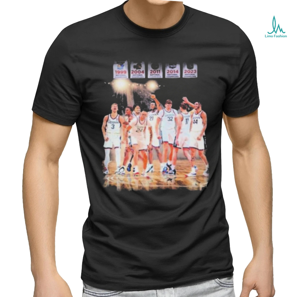 UConn 2004 National Champions Basketball T-Shirt