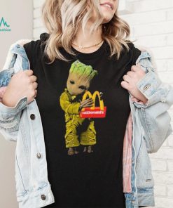 Baby groot hug mcdonalds logo 2023 t shirt