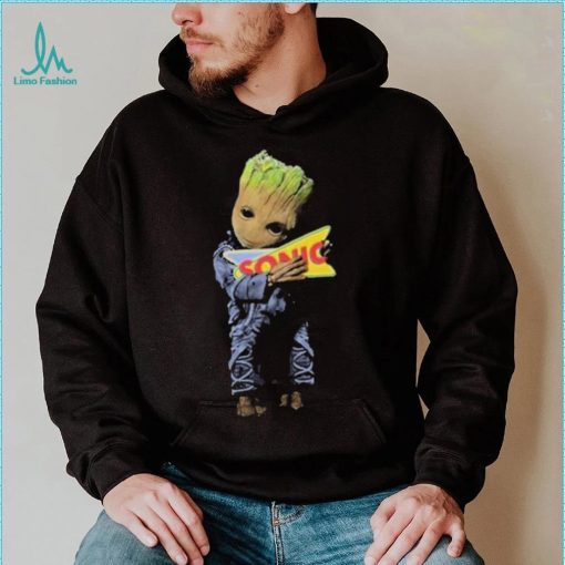 Baby yoda hug sonic logo 2023 t shirt
