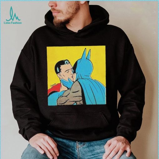 Batman And Superman Kissing T Shirt