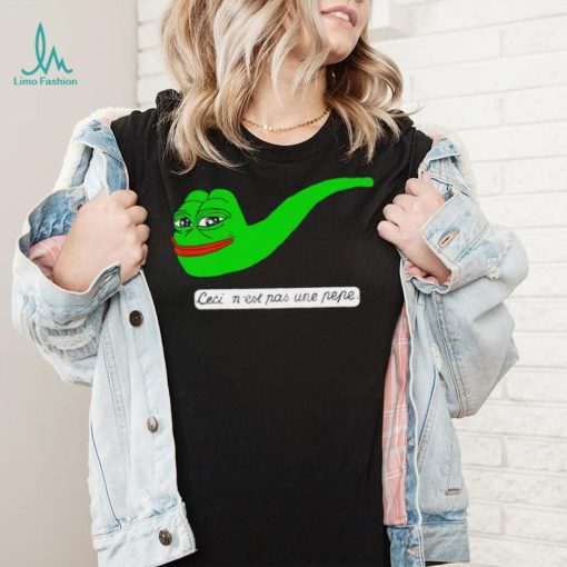 Ceci n’est pas une pepe meme shirt