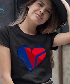 Delta Air Lines heart shirt