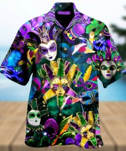 Hawaiian Shirt Medium Mardi Gras Masks Summer Shirt