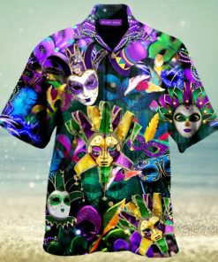 Hawaiian Shirt Medium Mardi Gras Masks Summer Shirt