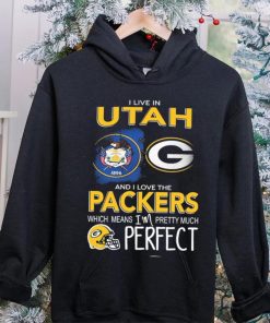 I Live In Utah Carolina And I Love The Packers Which Means I’m Pretty Much Hat Perfect Shirt