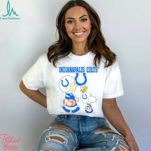 Indianapolis Colts Snoopy Plays The Football Game shirt