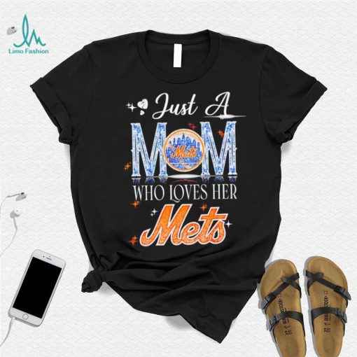 Just a mom who loves her New York Mets shirt