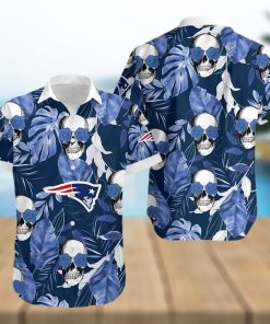 New England Patriots Coconut Leaves And Skulls Hawaiian Shirt