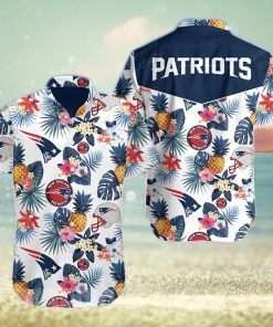 New England Patriots Floral All Over Print Unisex Hawaiian Shirt And Beach Short