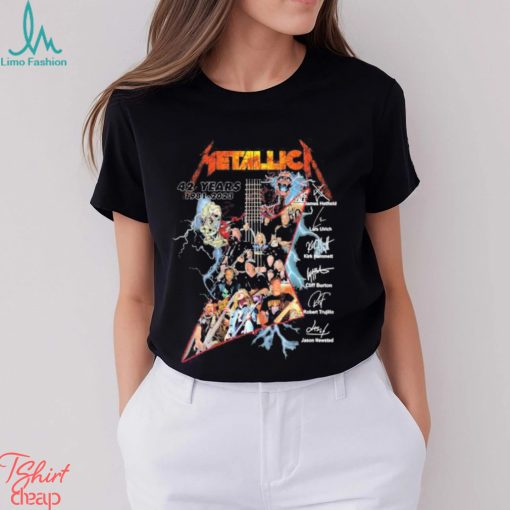 Official The Metallica guitar 42 years 1981 – 2023 member signatures shirt