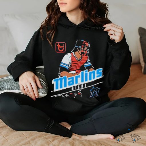 Official mLB x Topps Miami Marlins baseball shirt