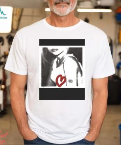 Sabrina Carpenter heart t shirt