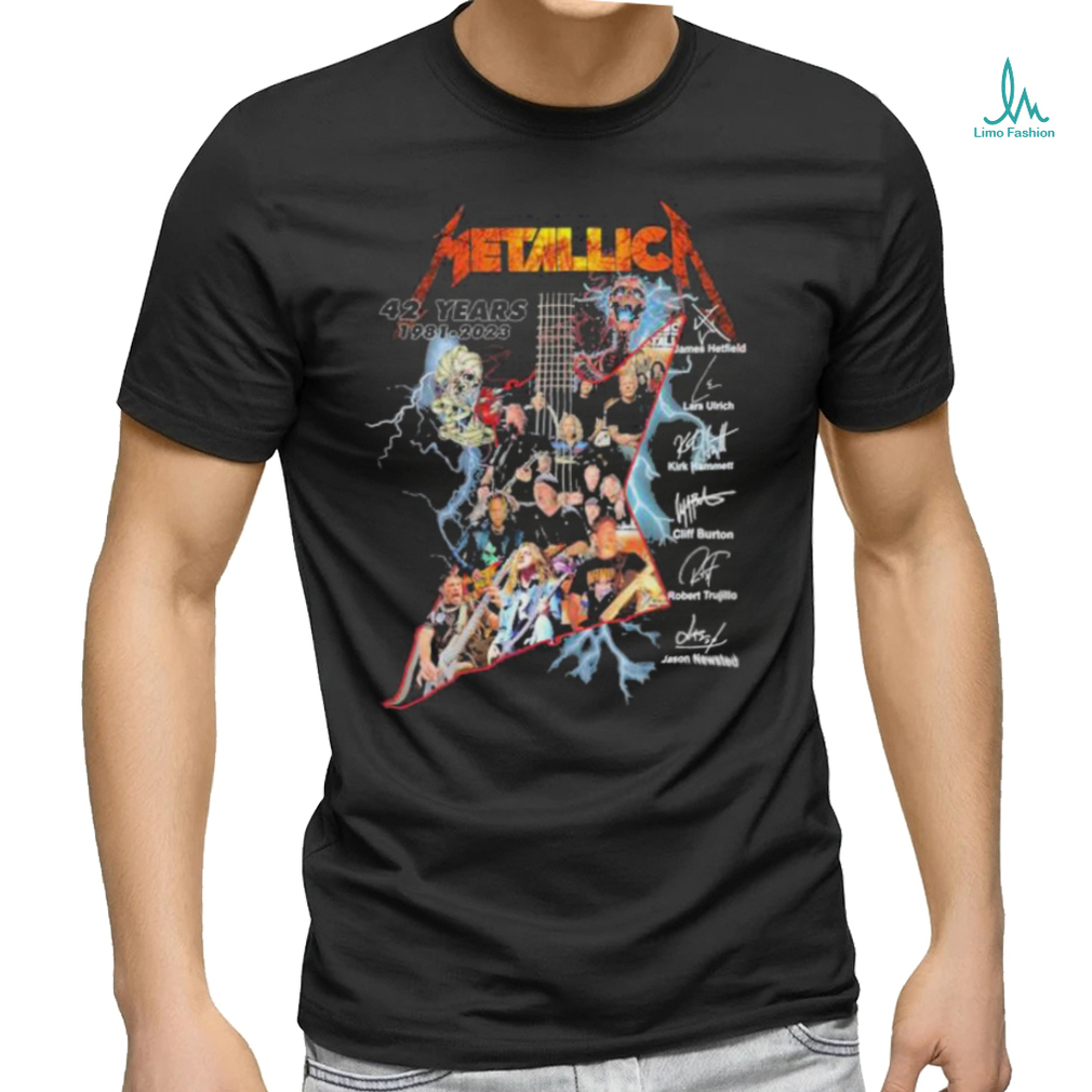 The Metallica guitar 42 years 1981 – 2023 member signatures shirt