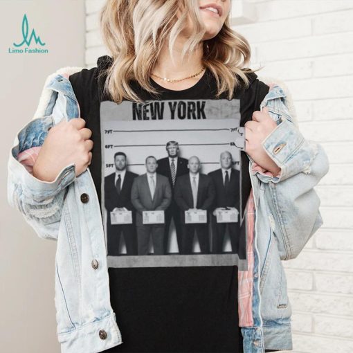Trump lineup with secret service shirt