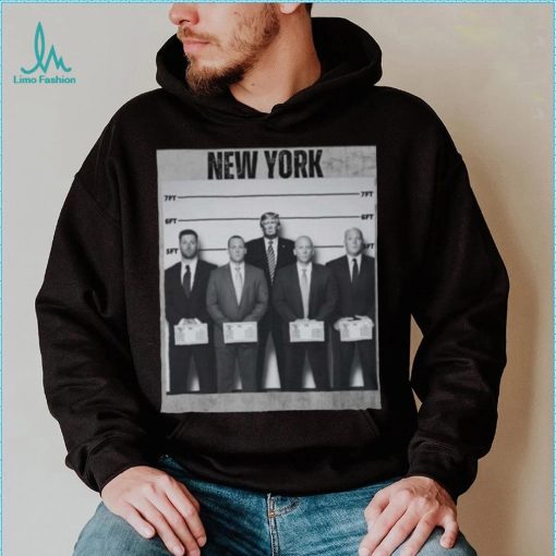 Trump lineup with secret service shirt