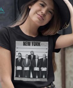 Trump lineup with secret service shirt