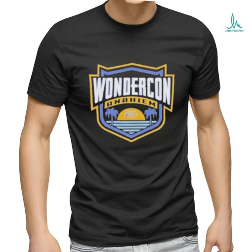 Wondercon olsen pullover t shirt