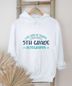 2023 Last Day Of School Autograph 5th Grade Graduation Party Shirt