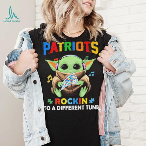 Autism New England Patriots Baby Yoda Rockin To A Different Tune Shirt
