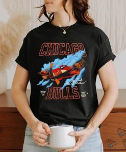 Chicago Bulls Airlines fly Bulls world Airlines logo shirt