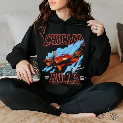 Chicago Bulls Airlines fly Bulls world Airlines logo shirt