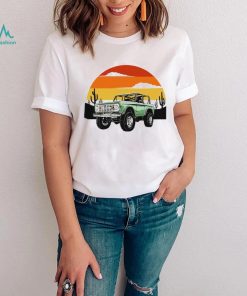 Jeep vintage sunset shirt, hoodie, sweater, long sleeve and tank top Jeep vintage sunset shirt