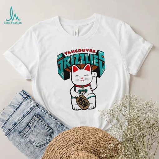 Maneki Neko Lucky cat X Vancouver Grizzlies logo shirt