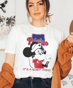 Mickey Mouse face mask it's a heart things Philadelphia Phillies shirt