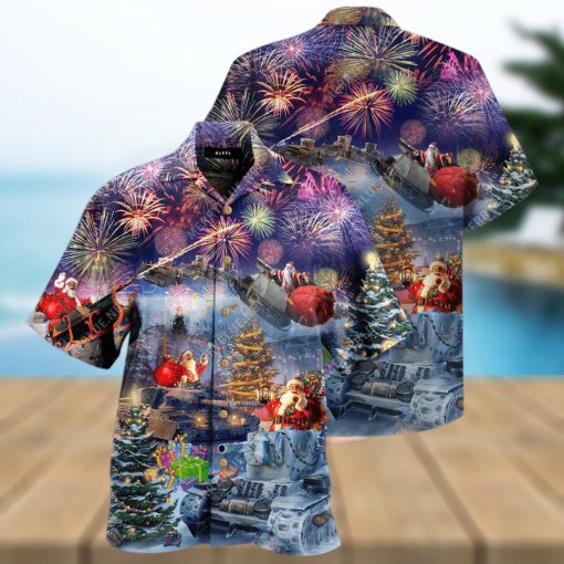 Santa Claus Rides Tank To Come Christmas Hawaiian Shirt