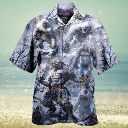 Savage Strong Gorilla Under Snowy Winter Hawaiian Shirts