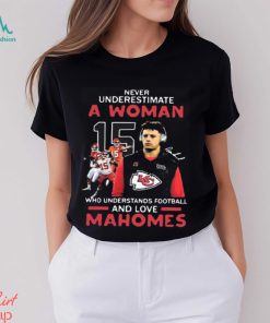 A Woman Who Love Chiefs Mahomes Kansas City Football Shirt
