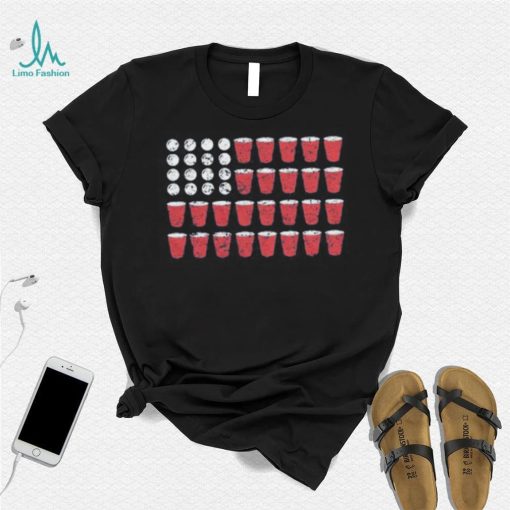 BEER PONG FLAG MEN’S TSHIRT