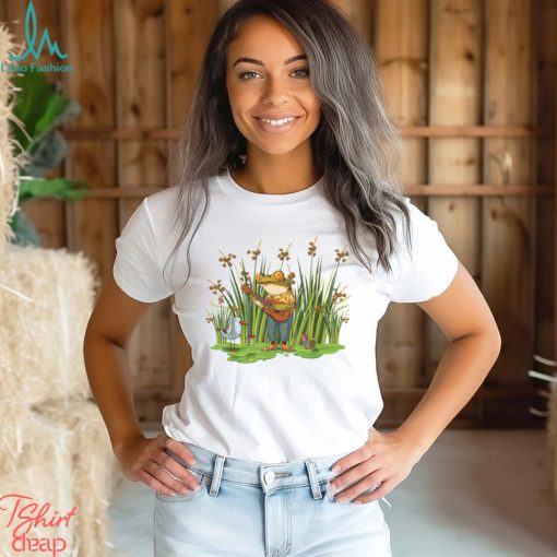 Cottagecore Frog Playing Guitar in Countrycore Aesthetic T Shirt