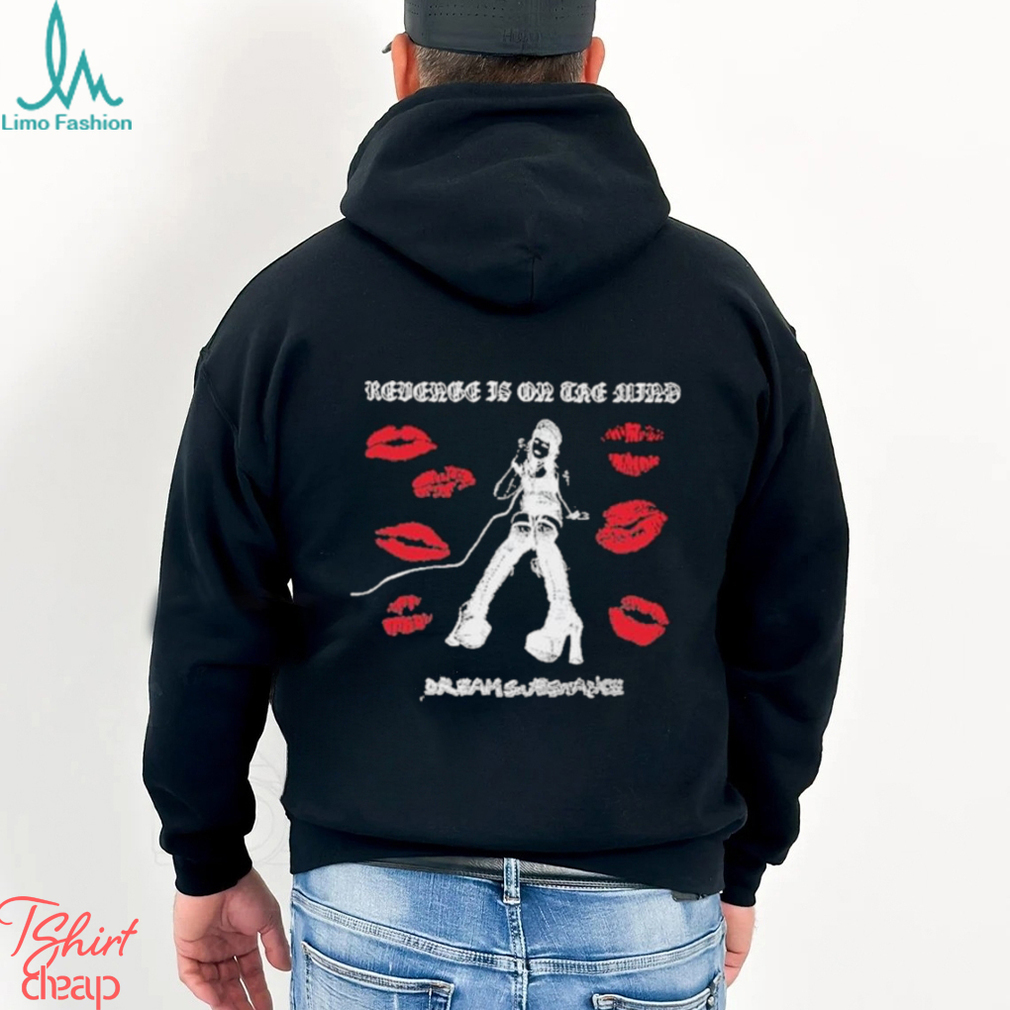 Flight risk revenge is on the mind dream shirt Flight risk revenge is on the mind dream shirt