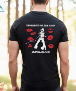 Flight risk revenge is on the mind dream shirt